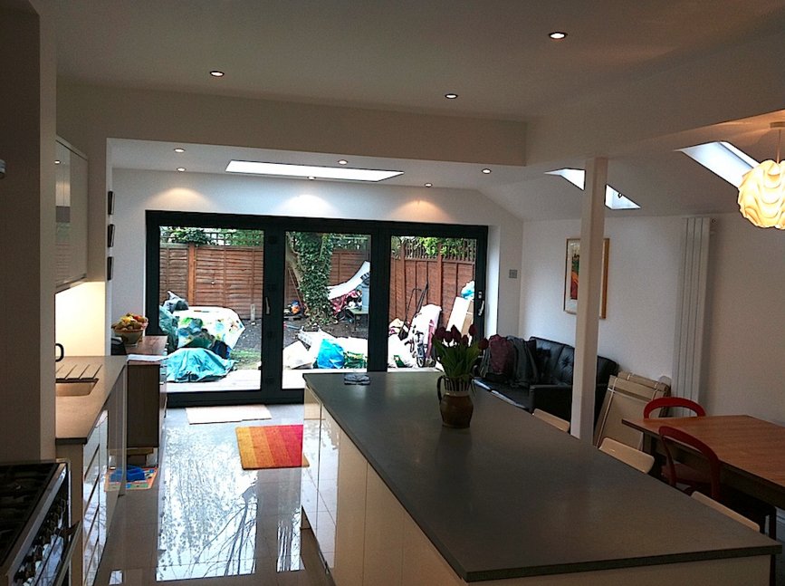 NEW KITCHEN IN THE EXTENSION…